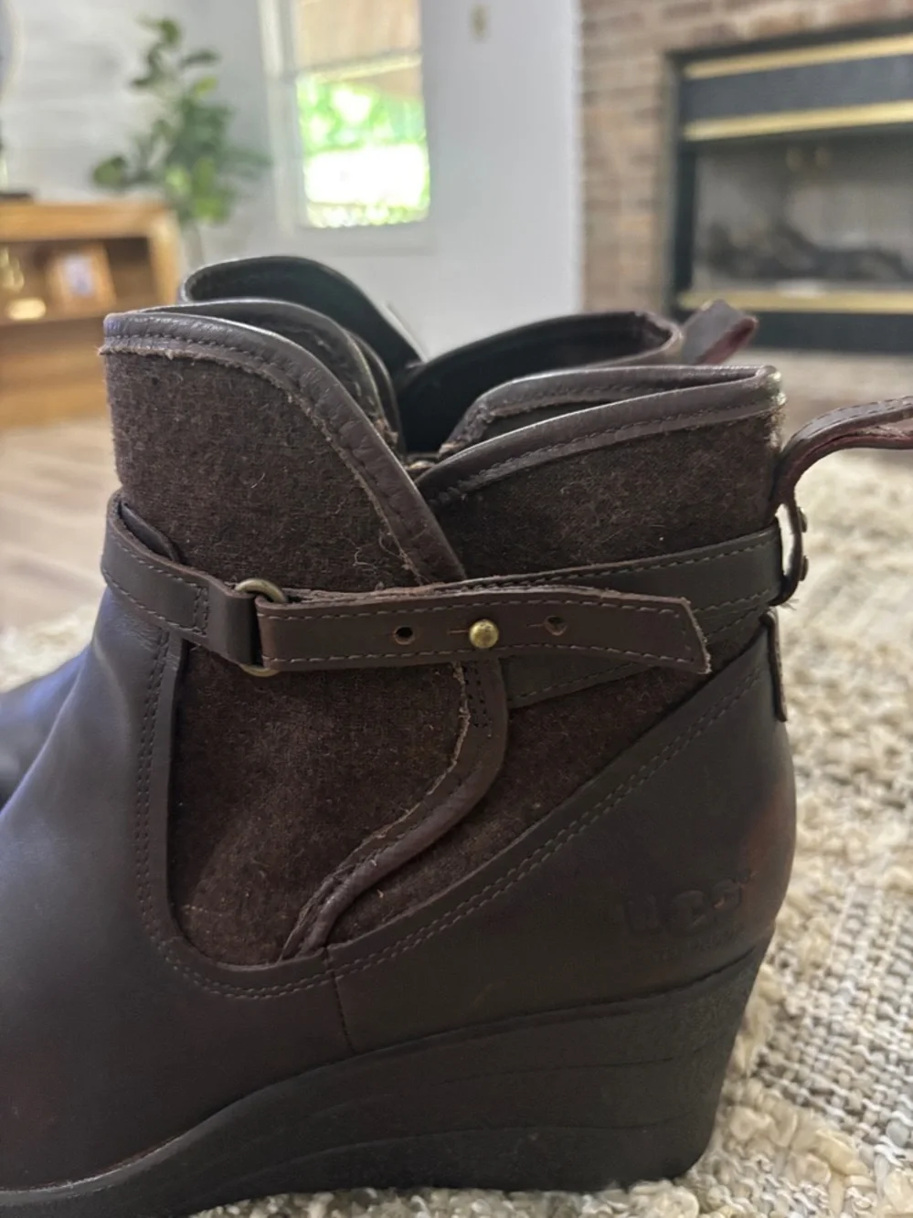 UGG emalie chocolate
